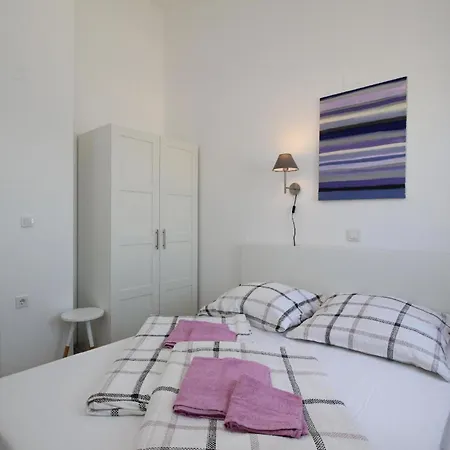 In Mit Eigenem Balkon - B59640 Baska (Krk)