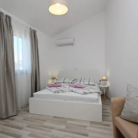 In Mit Eigenem Balkon - B59640 Apartment *