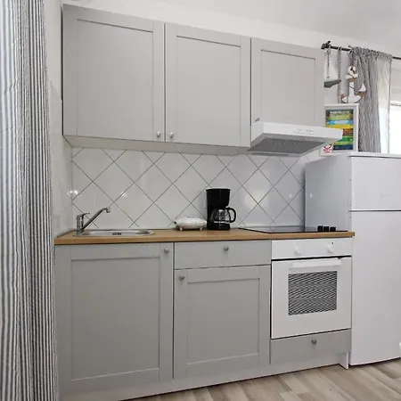 In Mit Eigenem Balkon - B59640